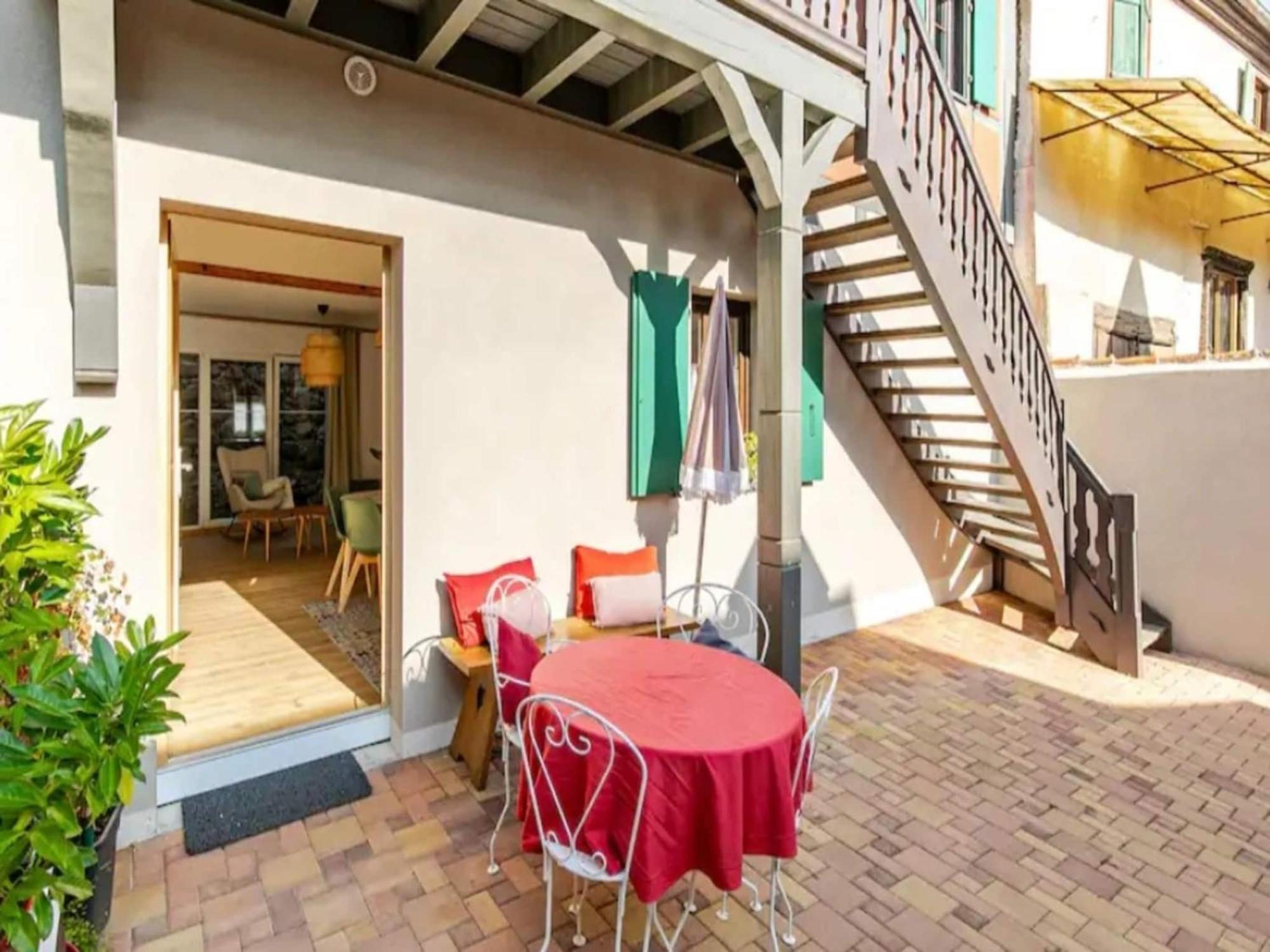Charming Gite In Dambach La Ville With Terrace Exterior foto